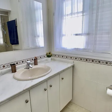 Lovely Magnolia With Pool, Bbq And Wifi In Tenerife South Las Rosas