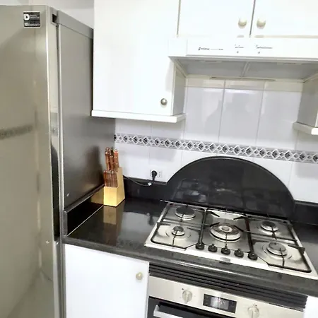 Lovely Magnolia With Pool, Bbq And Wifi In Tenerife South Holiday home