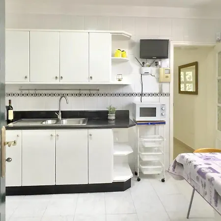 Lovely Magnolia With Pool, Bbq And Wifi In Tenerife South * Las Rosas (Arona, Tenerife)