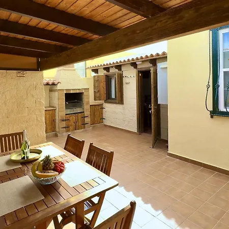 Holiday home Lovely Magnolia With Pool, Bbq And Wifi In Tenerife South *